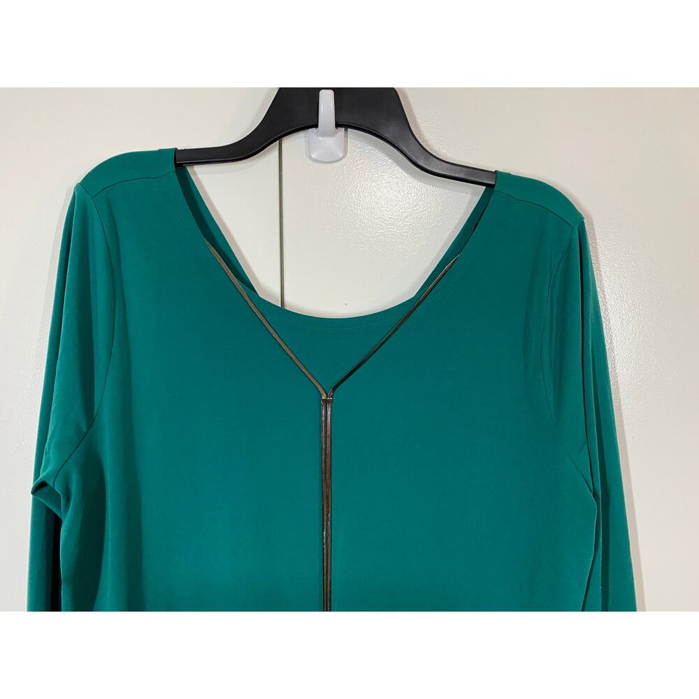 Lane Bryant Green Long Sleeve Tunic with attached Necklace Top Size 14/16 - Picture 2 of 8